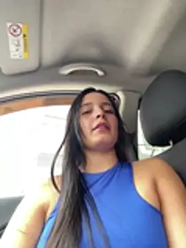 Mia jhoonson online show from January 8, 4:00 pm