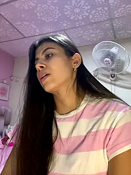 Lenapink19 online show from November 7, 1:44 am