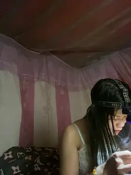 PhanHaa online show from February 21, 2:12 am