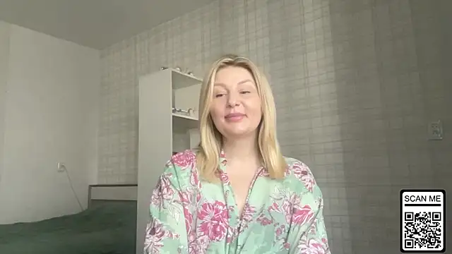 Blondie xoxoxo online show from February 20, 10:17 am