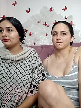 roxy rosse online show from September 18, 7:07 am