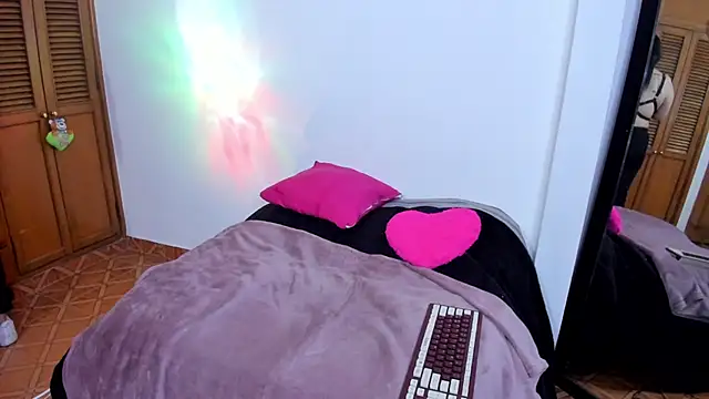 Ashley Monroe online show from February 19, 4:06 pm