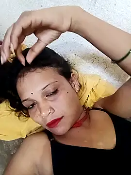 Snapshot of Chandni_Love143 chatting on October 4, 6:08 am Chandni Love143 online show from October 4, 6:08 am