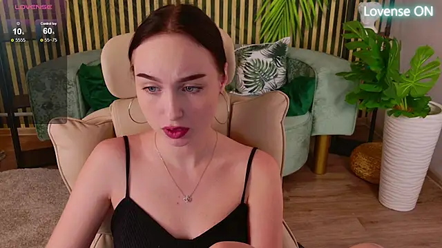 MonikaCarter online show from September 26, 10:35 am