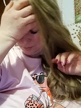 Kiss Eva online show from January 7, 4:10 pm