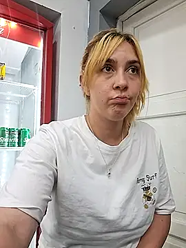 ayebran online show from September 26, 9:56 pm