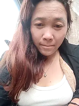 miumiu 00 online show from October 27, 9:27 am