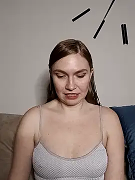 KisaVixen online show from April 13, 5:36 pm