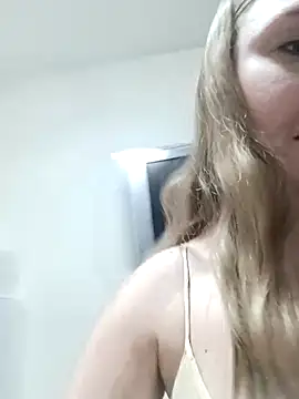 KisaVixen online show from March 24, 10:37 pm