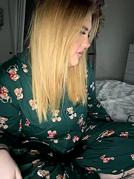 MysteriousMylaX online show from November 19, 10:43 pm