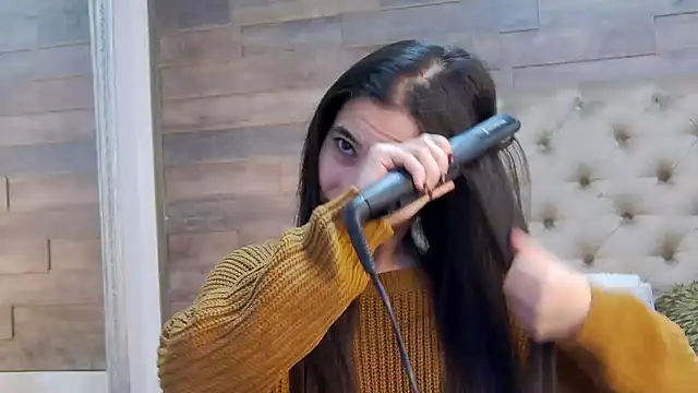 CarolinaBlair online show from January 10, 4:55 pm