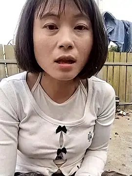 linda bae00 online show from January 12, 9:25 am