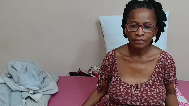 SugarPoppy24xxx online show from October 20, 11:35 am