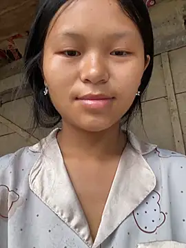 milo bae online show from June 7, 10:49 pm