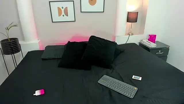 alise rouse online show from March 11, 6:39 am