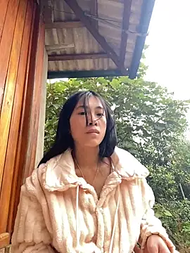 EmLy02 online show from October 27, 6:42 am