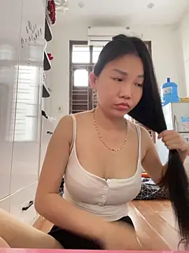 Snapshot of Miumieu chatting on September 12, 4:57 am Miumieu online show from September 12, 4:57 am