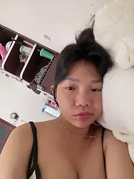 Snapshot of Miumieu chatting on October 29, 3:00 am Miumieu online show from October 29, 3:00 am