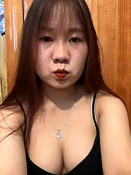 qinejr37 online show from September 22, 10:14 am