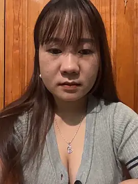 qinejr37 online show from October 23, 11:11 pm