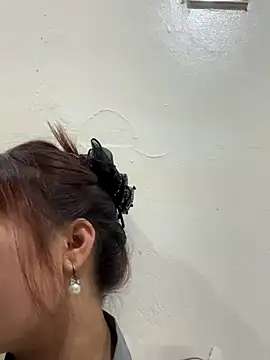 qinejr37 online show from September 25, 1:15 am