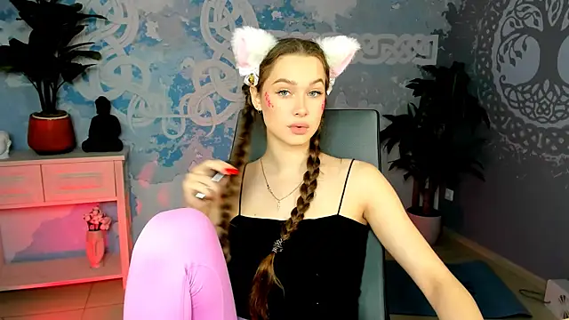 Snapshot of ArielSykes chatting on September 9, 3:01 pm ArielSykes online show from September 9, 3:01 pm