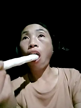 lucybaby00 online show from October 20, 2:09 pm