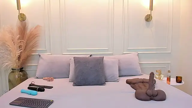 gabysanta  online show from March 27, 2:29 pm