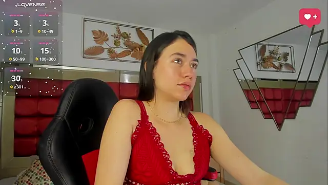 SaraWagner  online show from February 10, 12:57 am