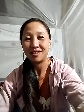 cute love00 online show from November 3, 5:28 pm