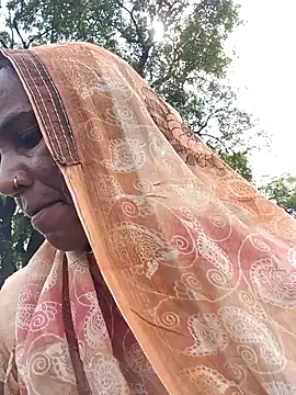 Pinky12A online show from October 7, 7:24 am