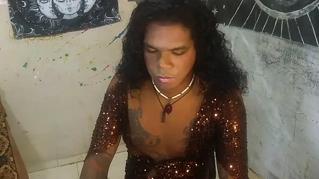Snapshot of dariana_fire chatting on October 18, 5:32 am dariana fire online show from October 18, 5:32 am