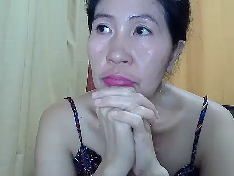 Snapshot of Elara8309 chatting on September 15, 12:46 pm Elara8309 online show from September 15, 12:46 pm
