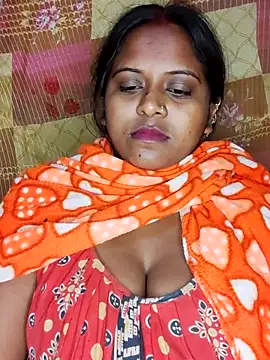 Hot-Show2 online show from April 7, 3:58 pm