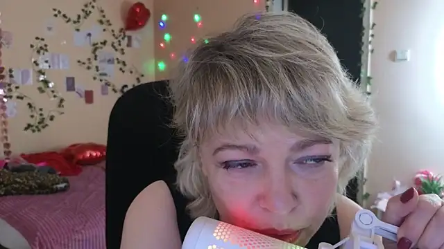 Rosette Pricky online show from March 19, 3:16 pm