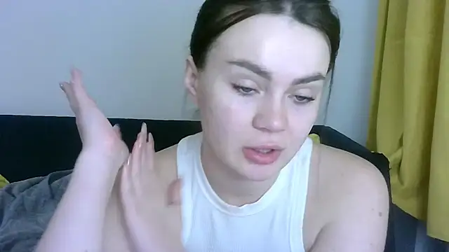 Bonny Candy online show from November 29, 8:51 am