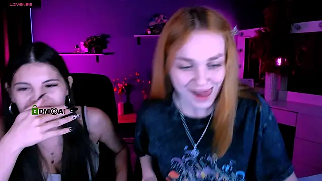 Snapshot of lizzie_boom chatting on September 13, 8:44 am lizzie boom online show from September 13, 8:44 am