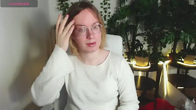 Amanda Butlerr online show from December 17, 9:02 am