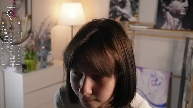 Snapshot of SuzanneHowse chatting on September 17, 6:55 am SuzanneHowse online show from September 17, 6:55 am