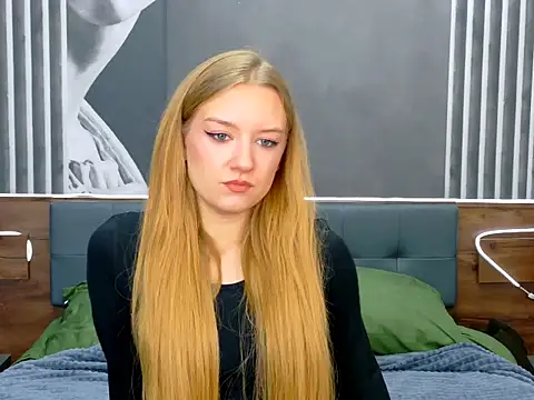 DarcyWilsy online show from November 7, 5:29 pm