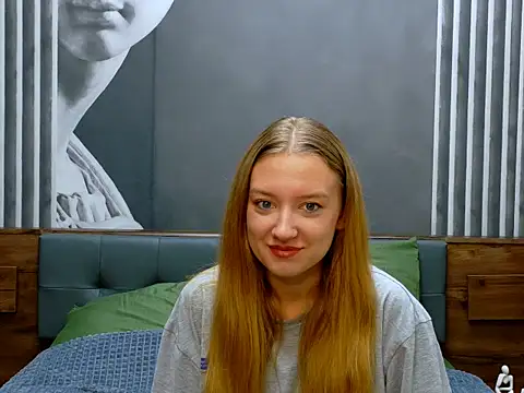 DarcyWilsy online show from October 6, 8:57 pm