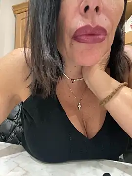 boccabella online show from October 18, 7:15 pm