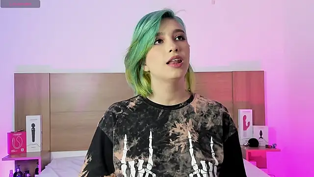 Akatsumi  online show from December 22, 9:51 pm