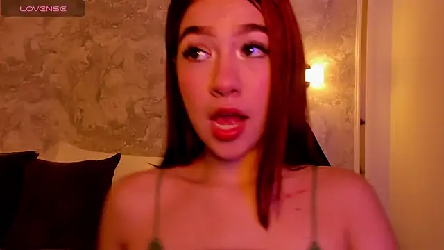 doll eyees  online show from September 11, 2:56 am