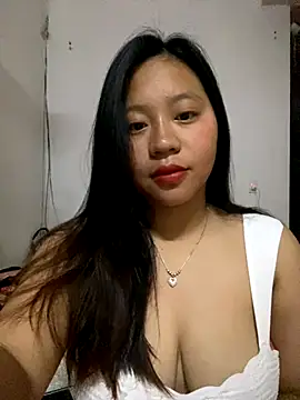 Snapshot of maianhcute chatting on October 16, 8:44 pm maianhcute online show from October 16, 8:44 pm