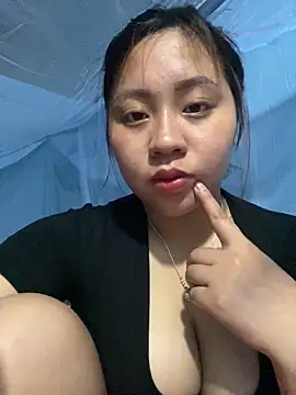 maianhcute online show from March 23, 1:50 pm