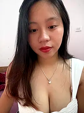 Snapshot of maianhcute chatting on September 13, 12:51 am maianhcute online show from September 13, 12:51 am