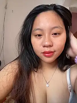 Snapshot of maianhcute chatting on September 21, 12:53 am maianhcute online show from September 21, 12:53 am