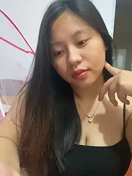 Snapshot of maianhcute chatting on September 30, 12:27 am maianhcute online show from September 30, 12:27 am