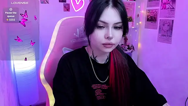 Morana Batt online show from April 6, 2:11 am